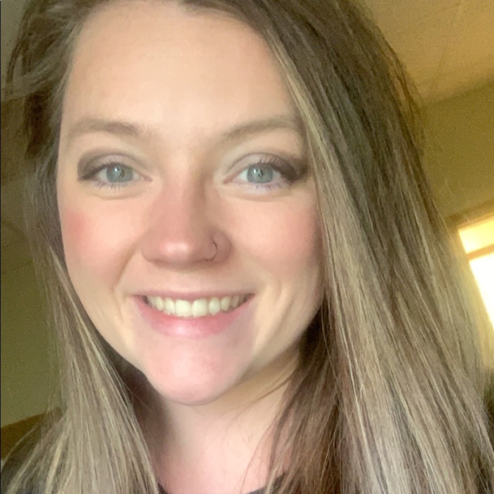 Meet your Posher, Kaitlyn